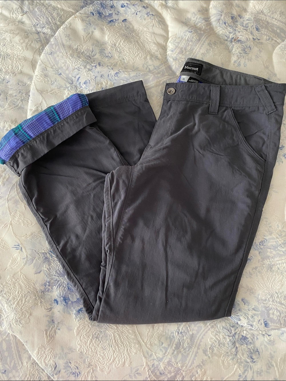 Women’s Marmot flannel lined  dark grey pants